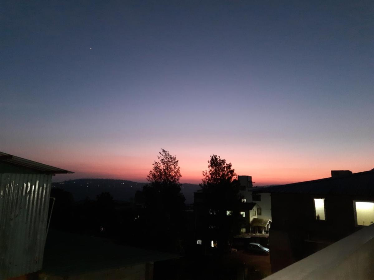 Trimurti Holiday Home Panchgani Εξωτερικό φωτογραφία